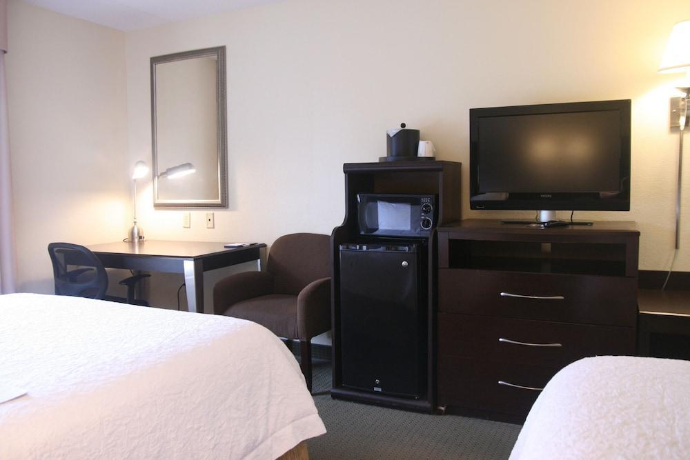 Hampton Inn & Suites Lino Lakes Экстерьер фото