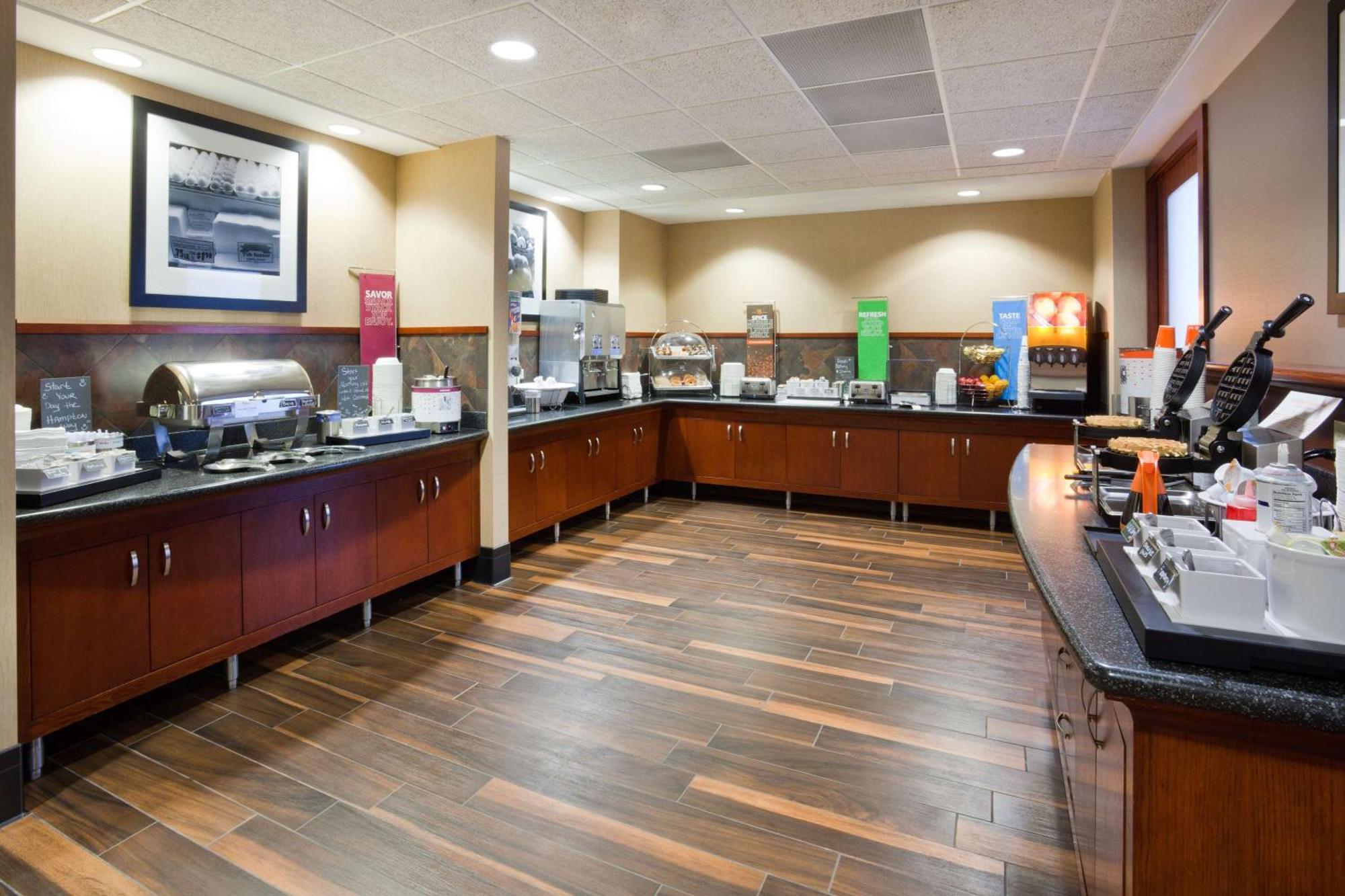 Hampton Inn & Suites Lino Lakes Экстерьер фото